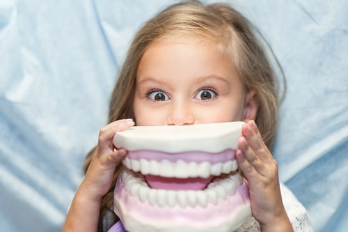 Prevenire la carie dentaria nei bambini